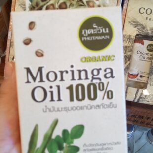 Dầu hạt chùm ngây Phutawan Organic Moringa Oil 100% 30ml
